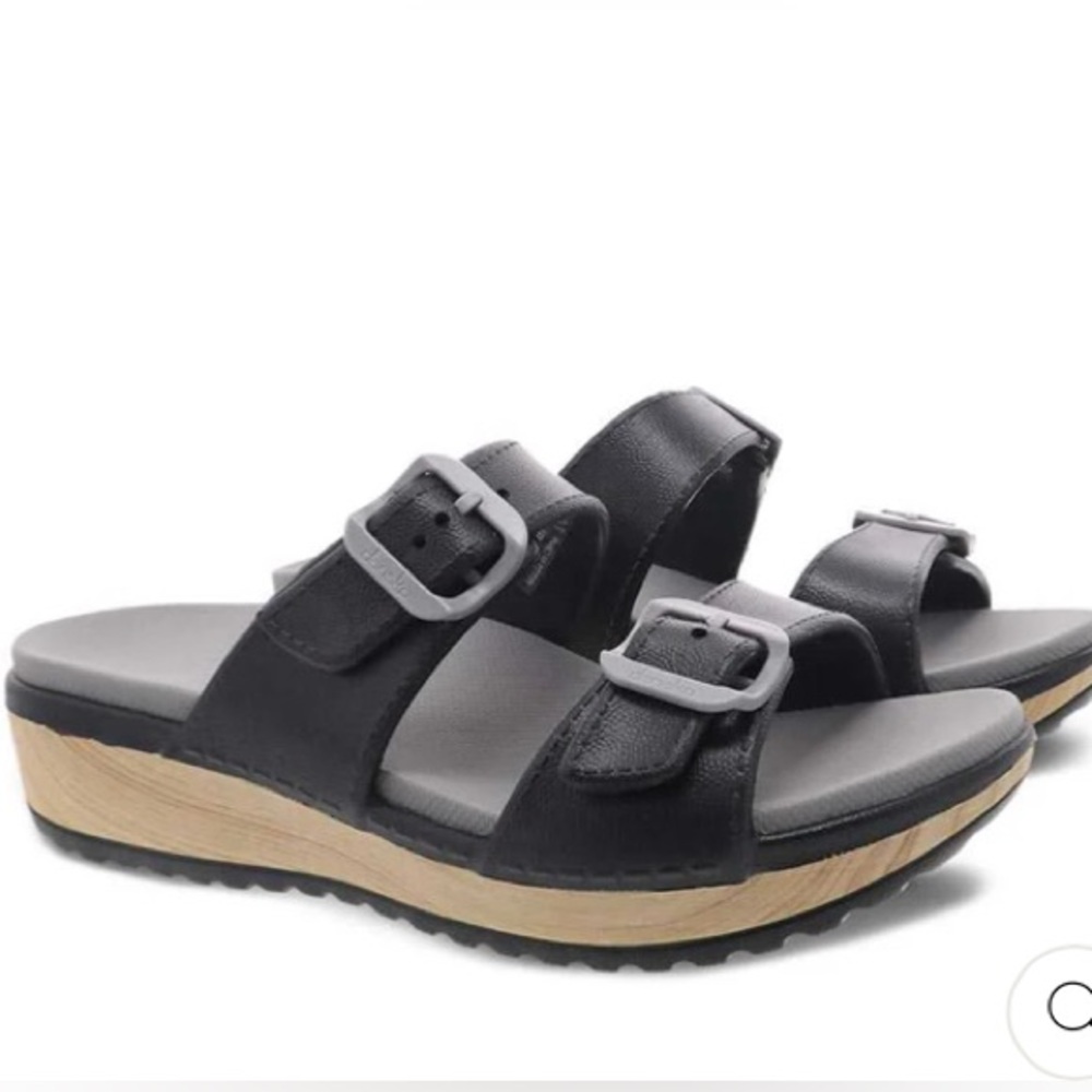 Dansko Kandi molded plastic sandals size 38